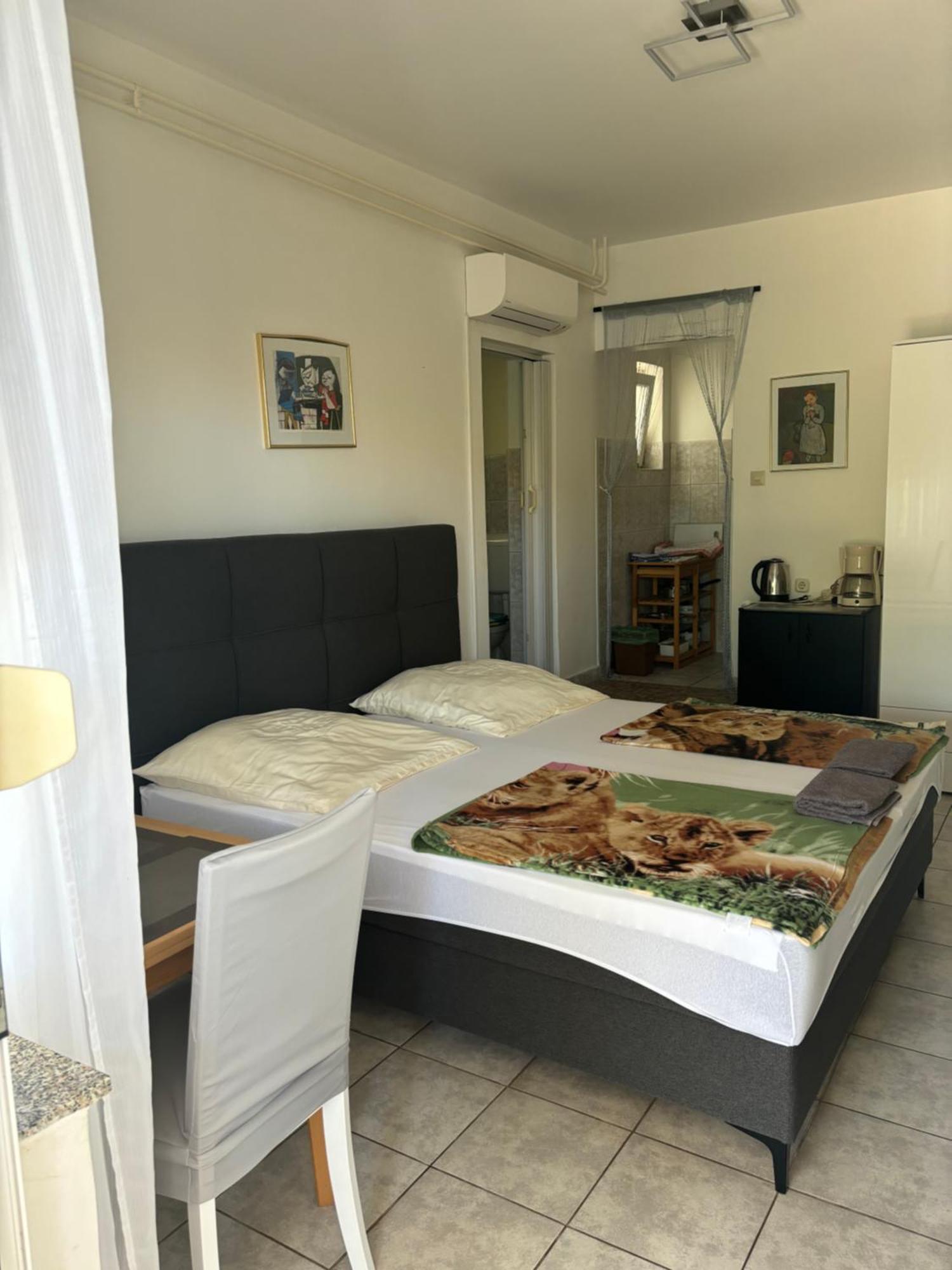 Villa Julian & Juliana كرك الغرفة الصورة